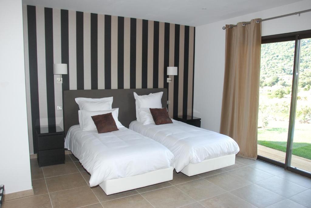 Hotel & Restaurant Les Bergeries D'Alata Rum bild
